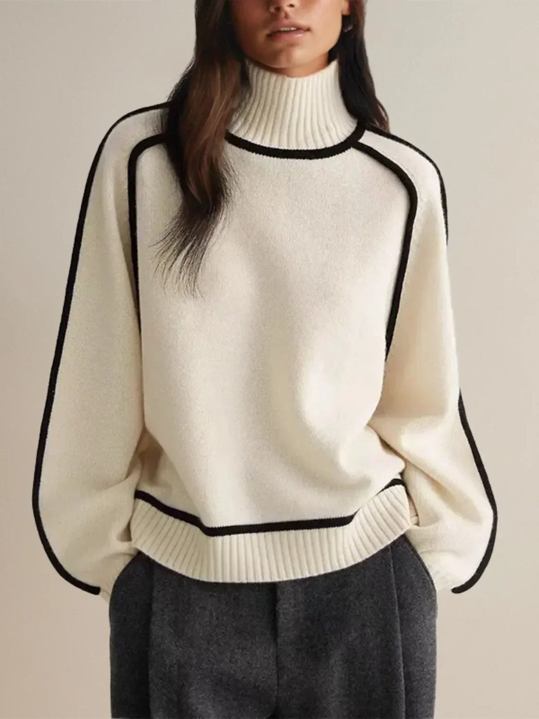 June | Donna | Elegant Turtleneck sweater